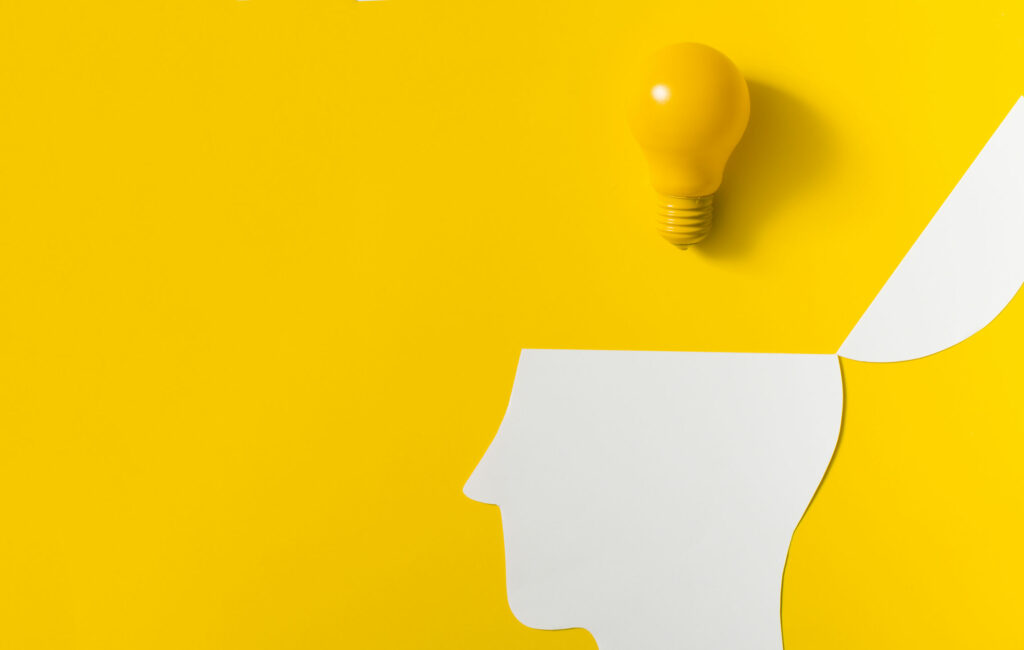 Challenges and solutions in innovative web design to avoid monotony and stand out.